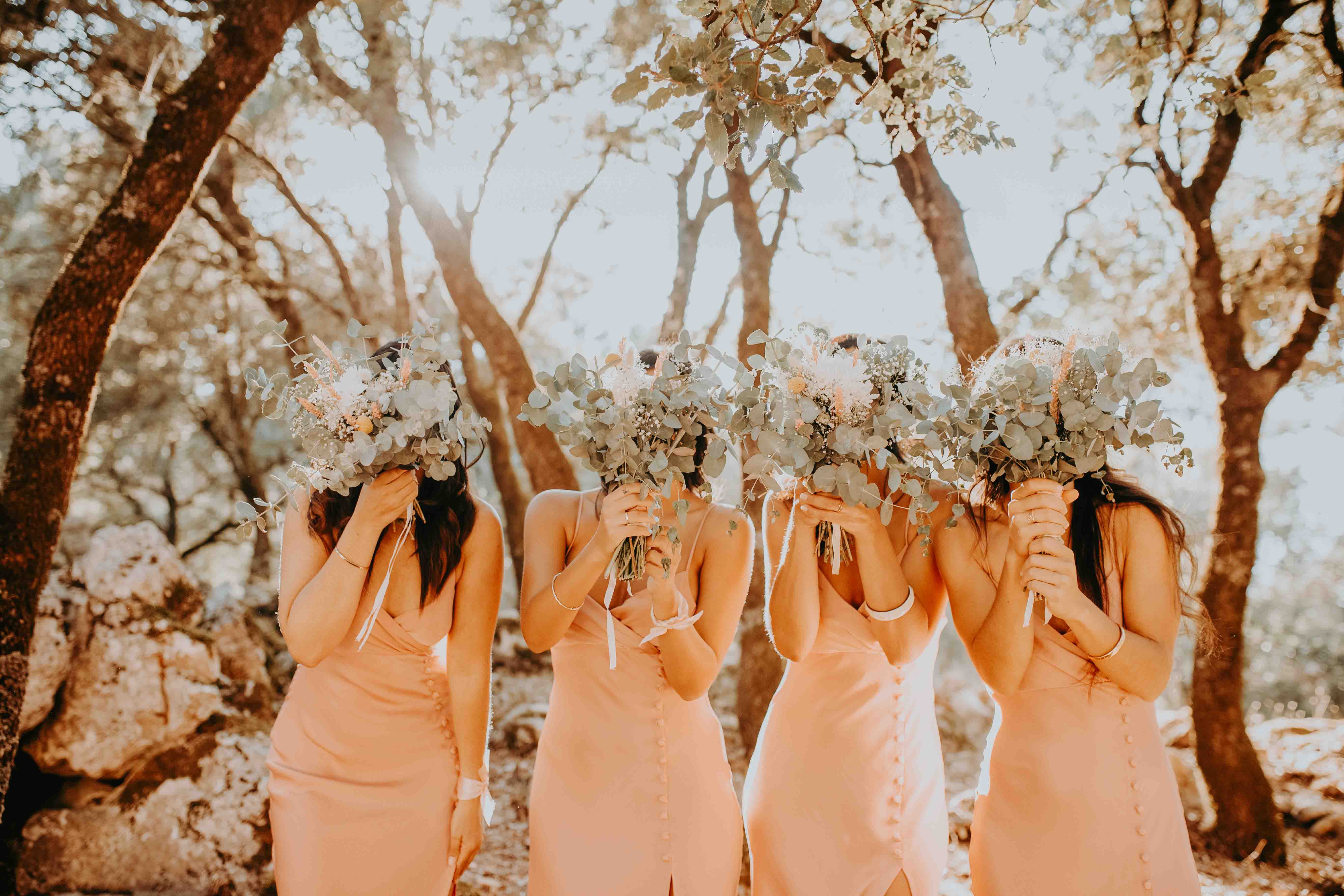 Wedding guest list planning with digital tools